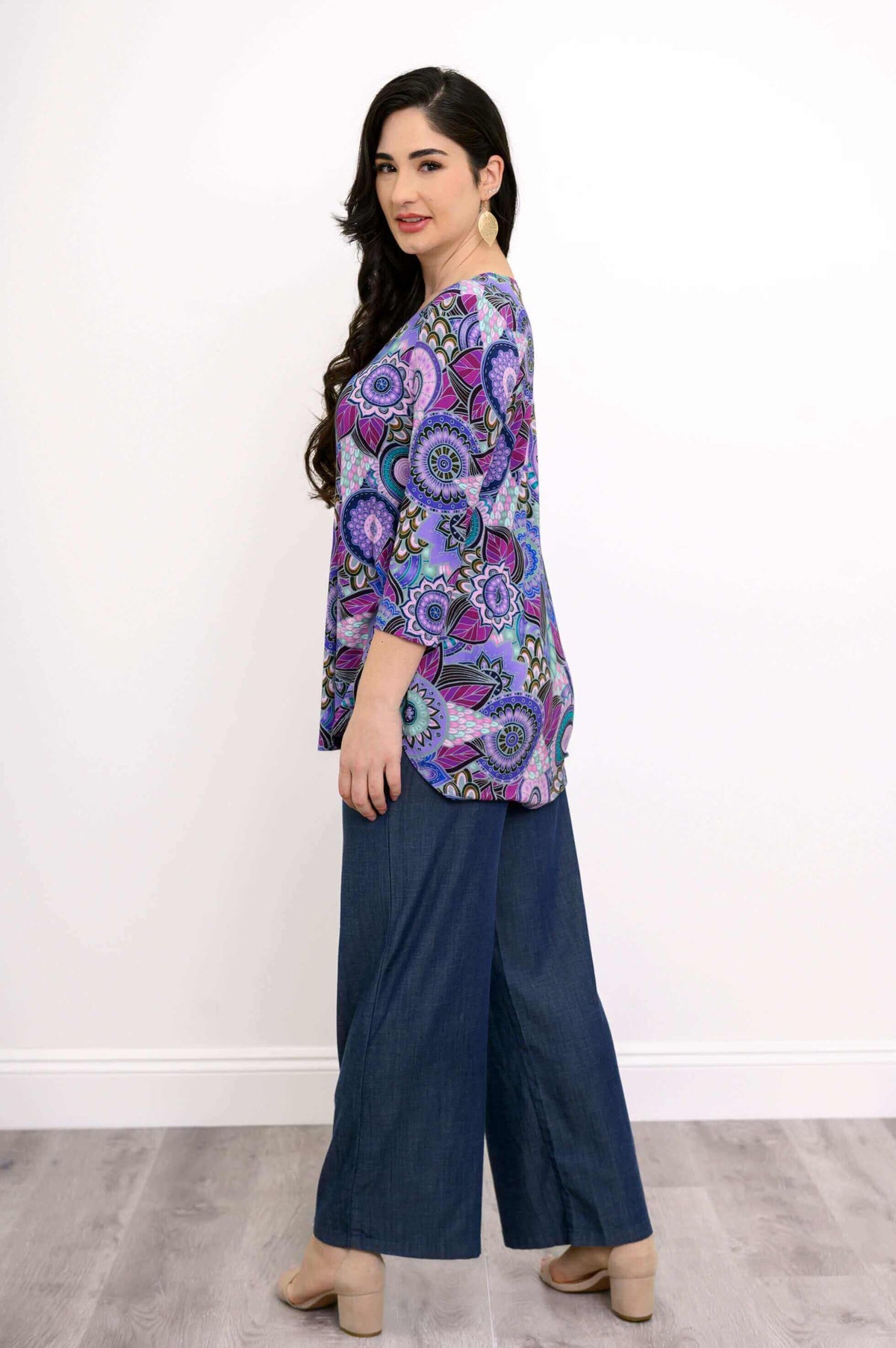 Side profile of Jazz 3/4 Carnival top showing A-line silhouette