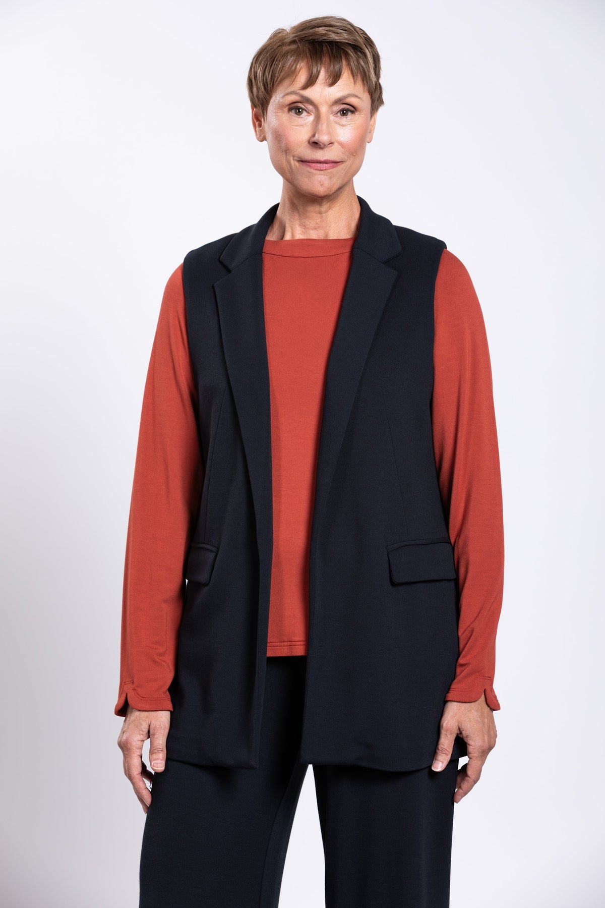 Ana Vest, Black, Modal