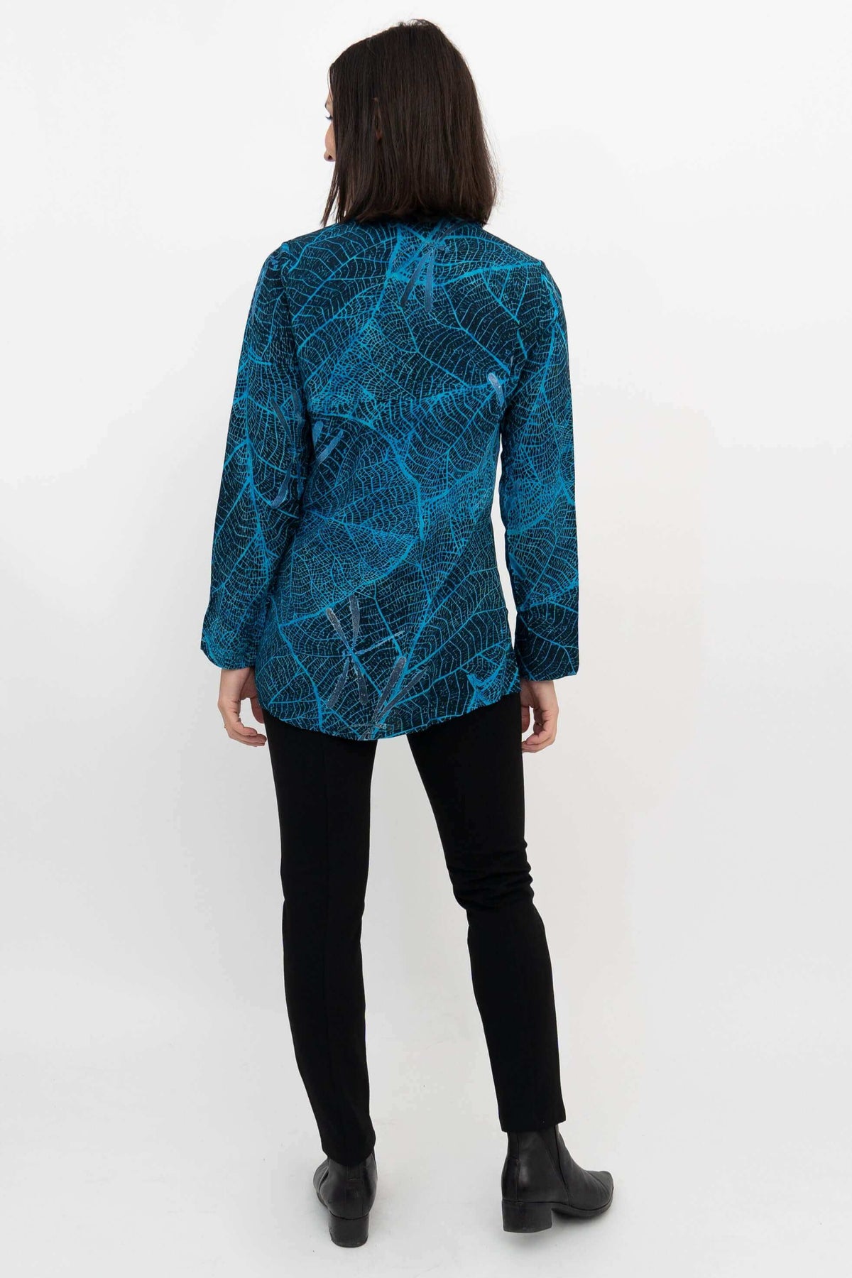 Back view of Cindy shirt showcasing blue leaf pattern and relaxed fit