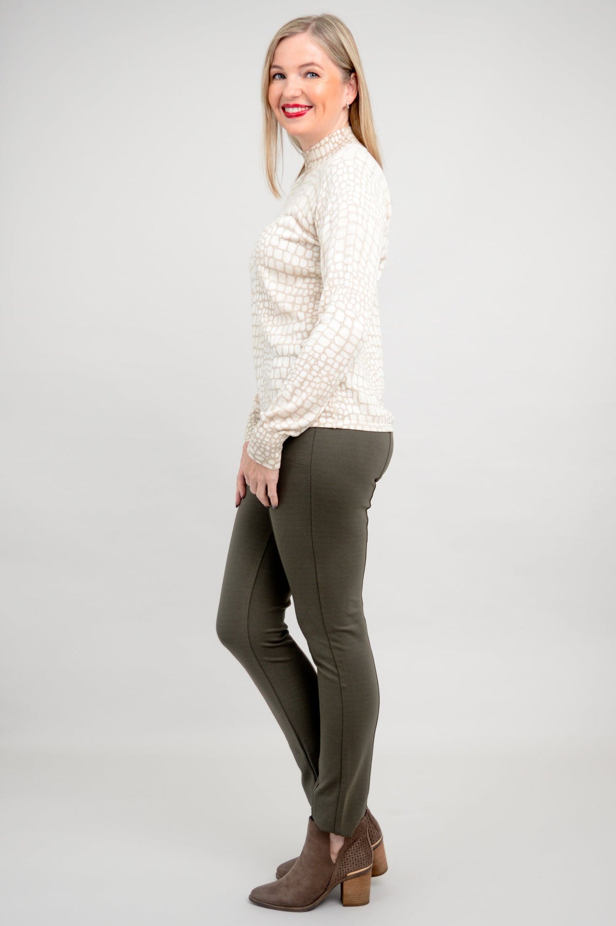 Cameron Sweater, Croco Tana, Bamboo Cotton - Final Sale