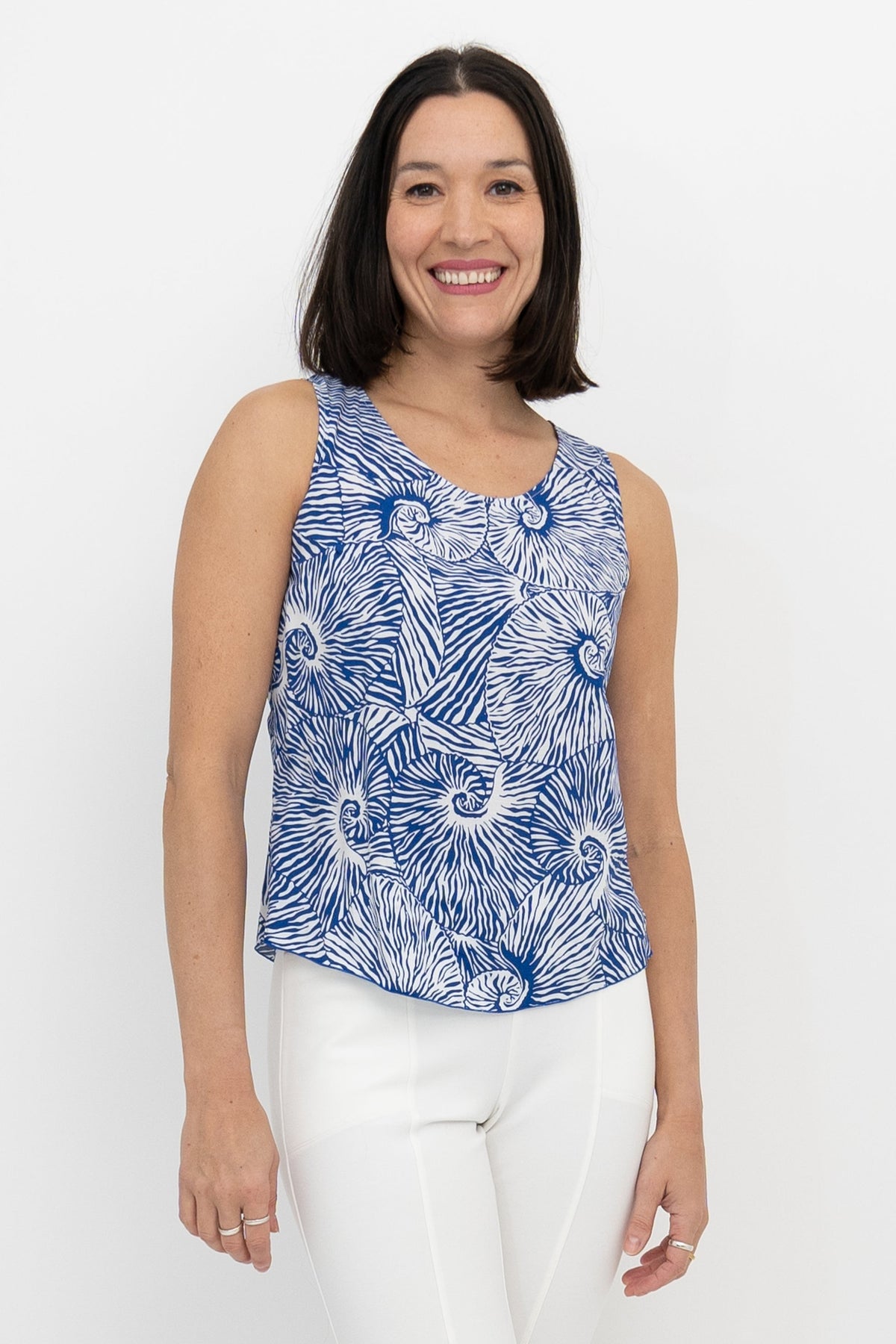 Dee Tank, Indigo Whirl