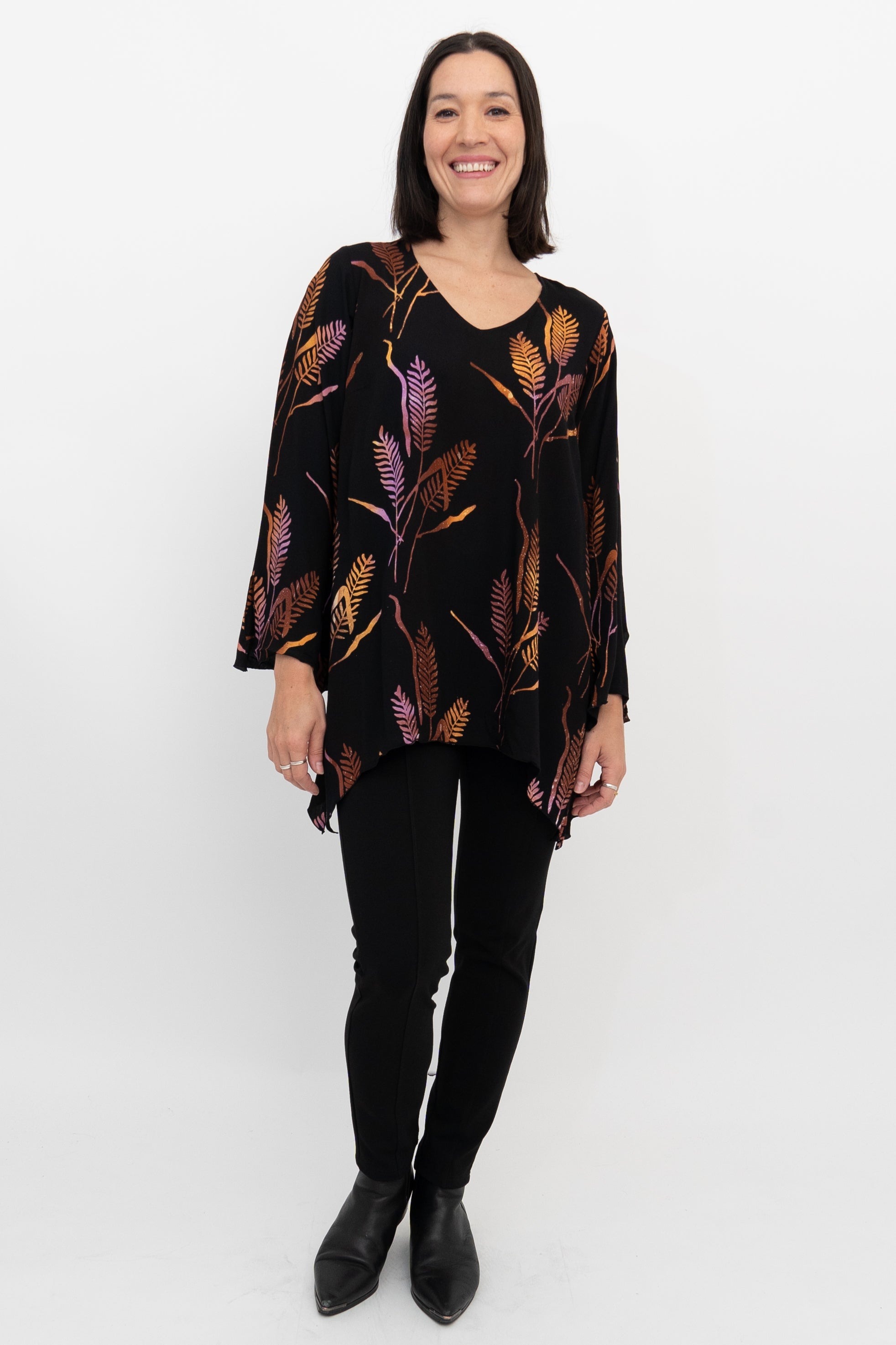 トップス Dorothy heart tops Black Dorothy heart tops