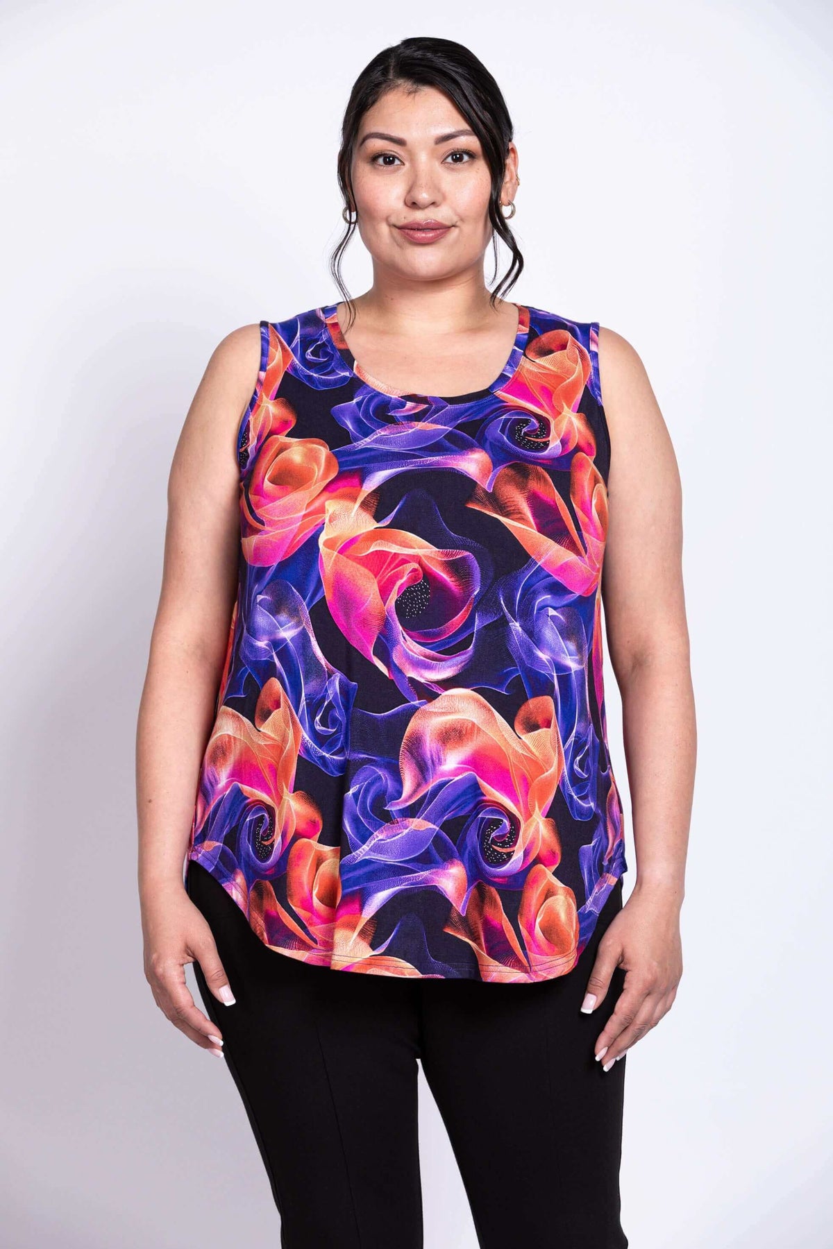 Front close-up of model wearing Jazz Tank in Violet Aura bamboo print