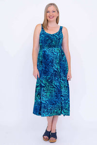 Front view of model wearing Shauna empire waist midi dress in Lagoon print