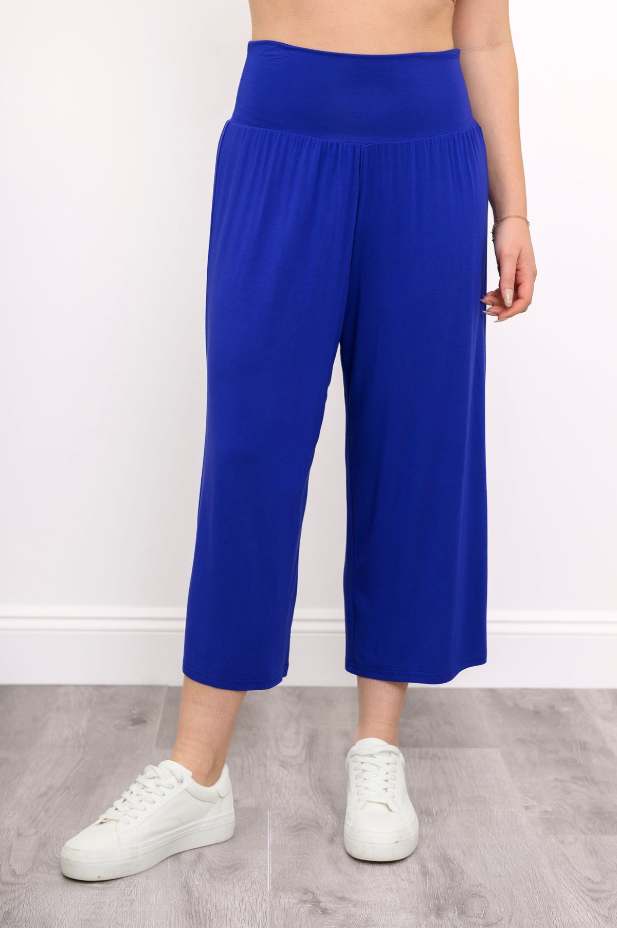 Gaylene Capri, Violet, Bamboo