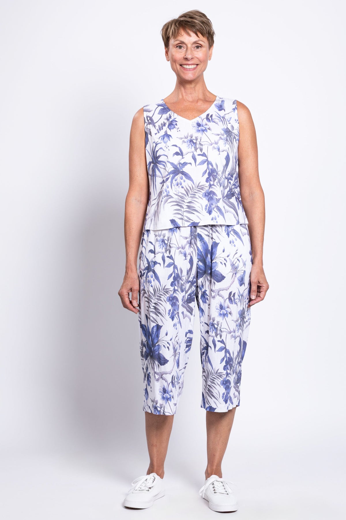 Bella Capri, Peri Palm, Linen Bamboo