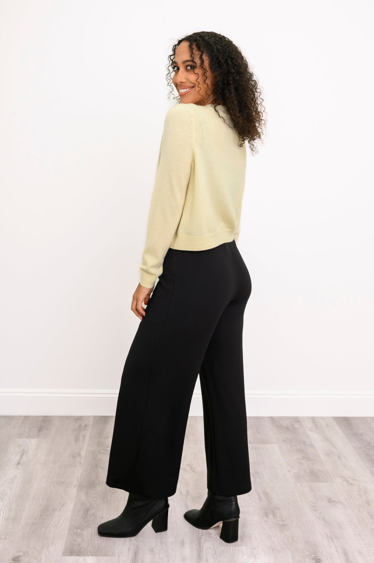 Isabella Cardigan, Marigold, Cashmere