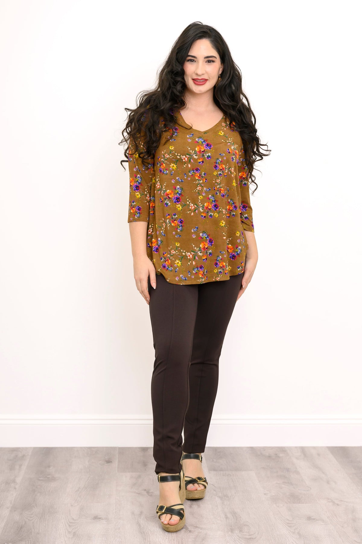 Jackie 3/4 Top, Sand Pansy, Bamboo