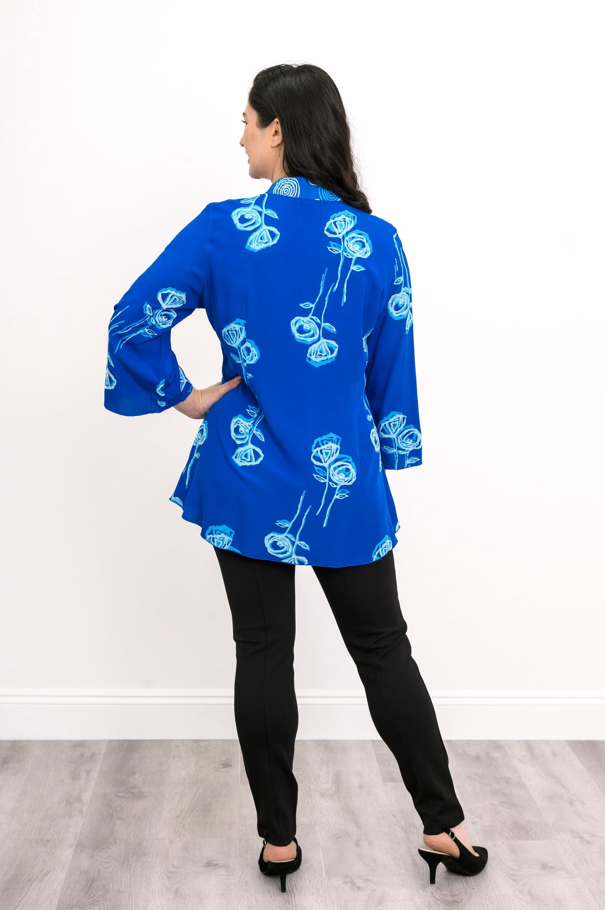 Mar 3/4 Blouse, Blue Stem Bubbles