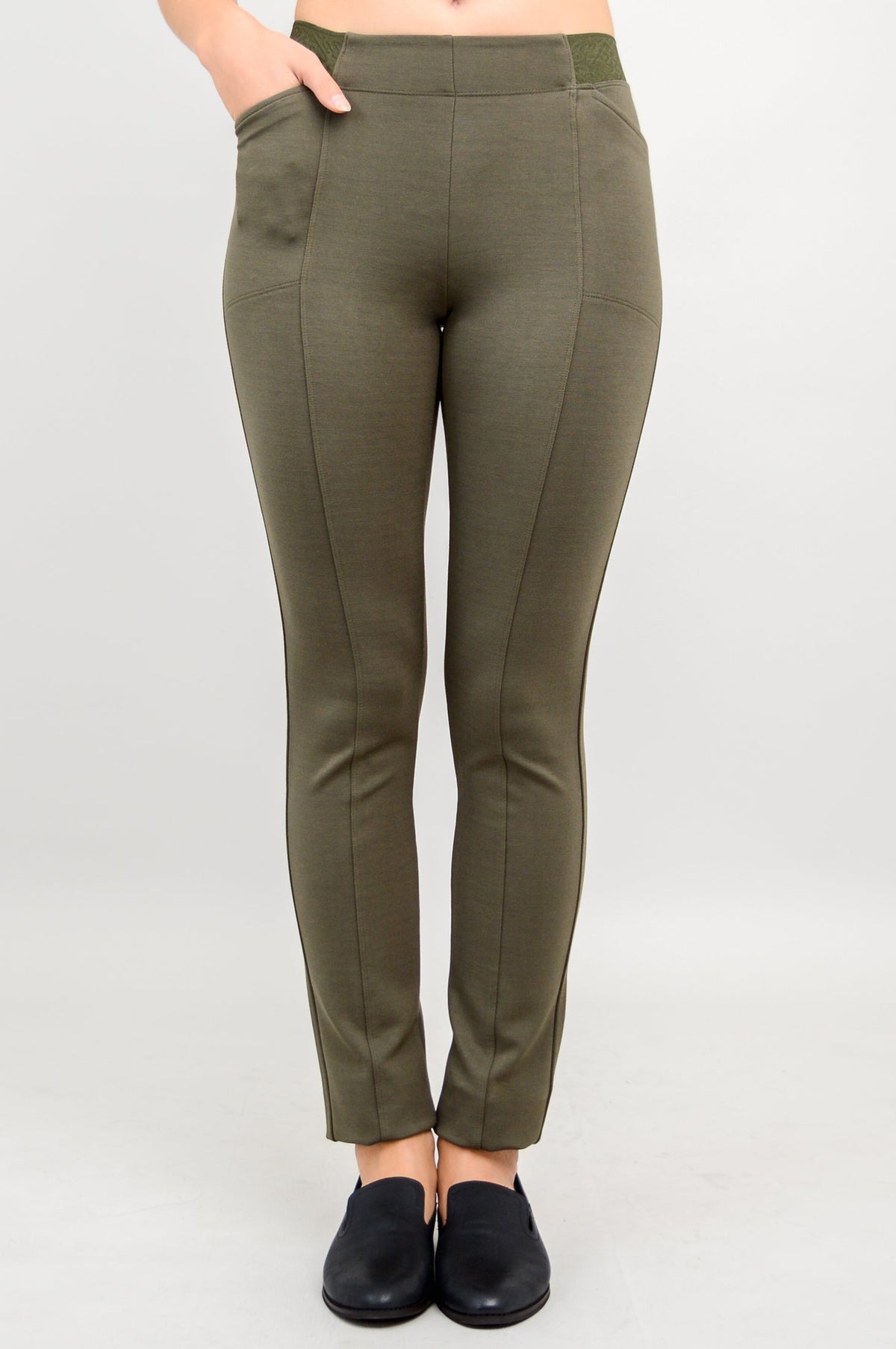 Nadia Pant, Khaki, Modal