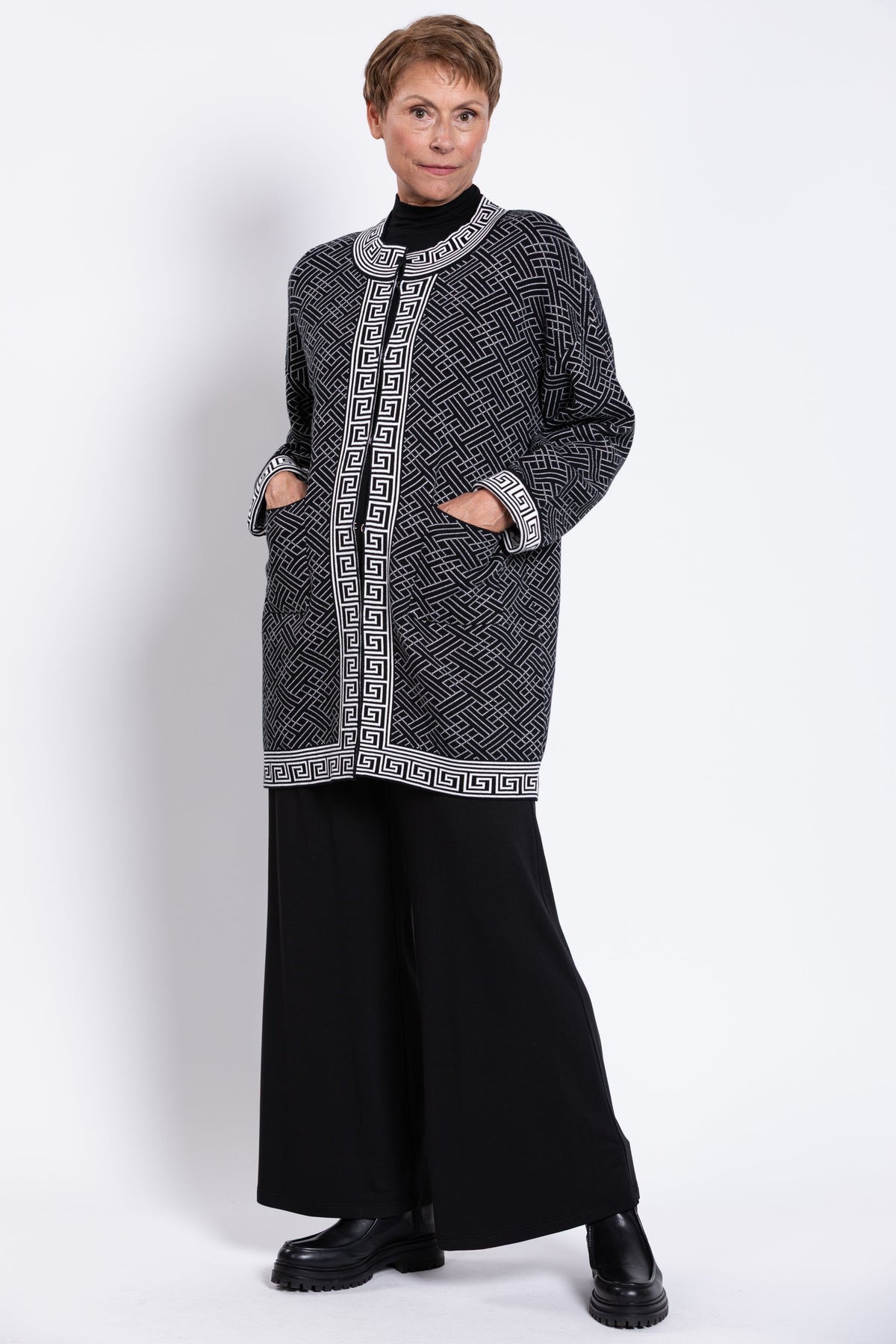 Oslo Cardigan, Black and White, Cotton