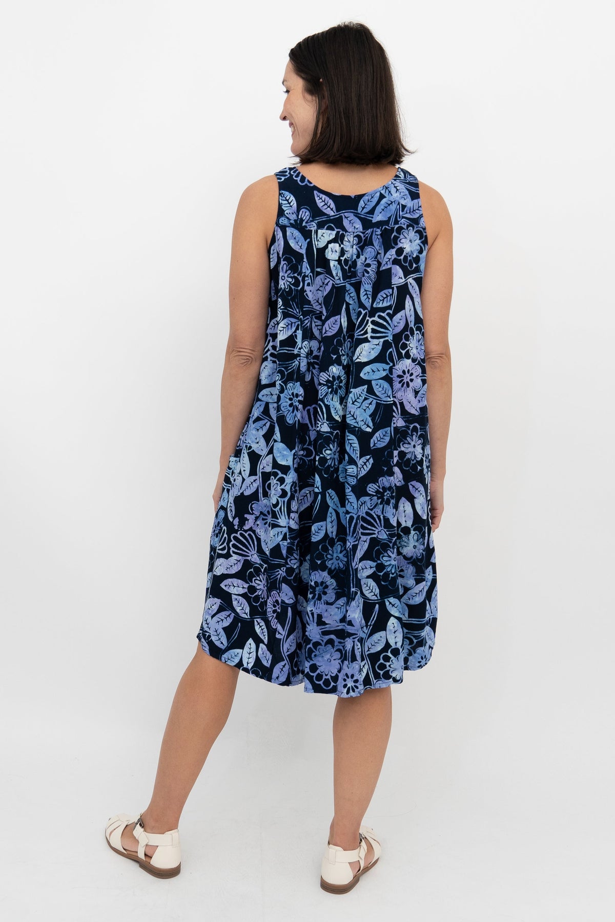 Peachy Dress, Lav Intro