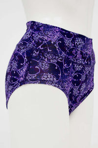 Side angle of La Gaunche high-waisted brief showing fit and design details