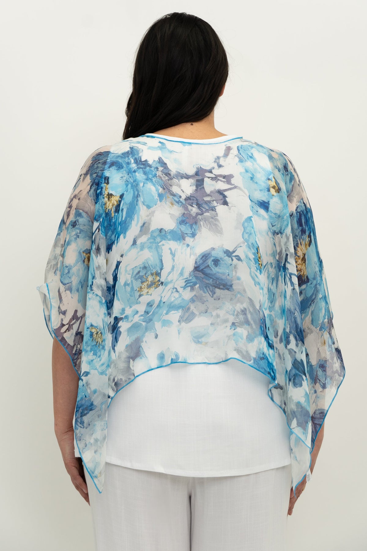 Silk Poncho, Muse