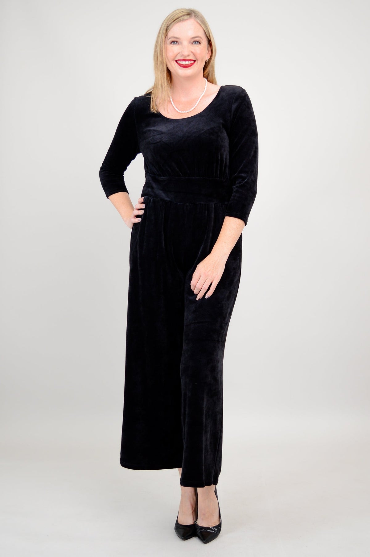 Jolin Velvet Jumpsuit, Black