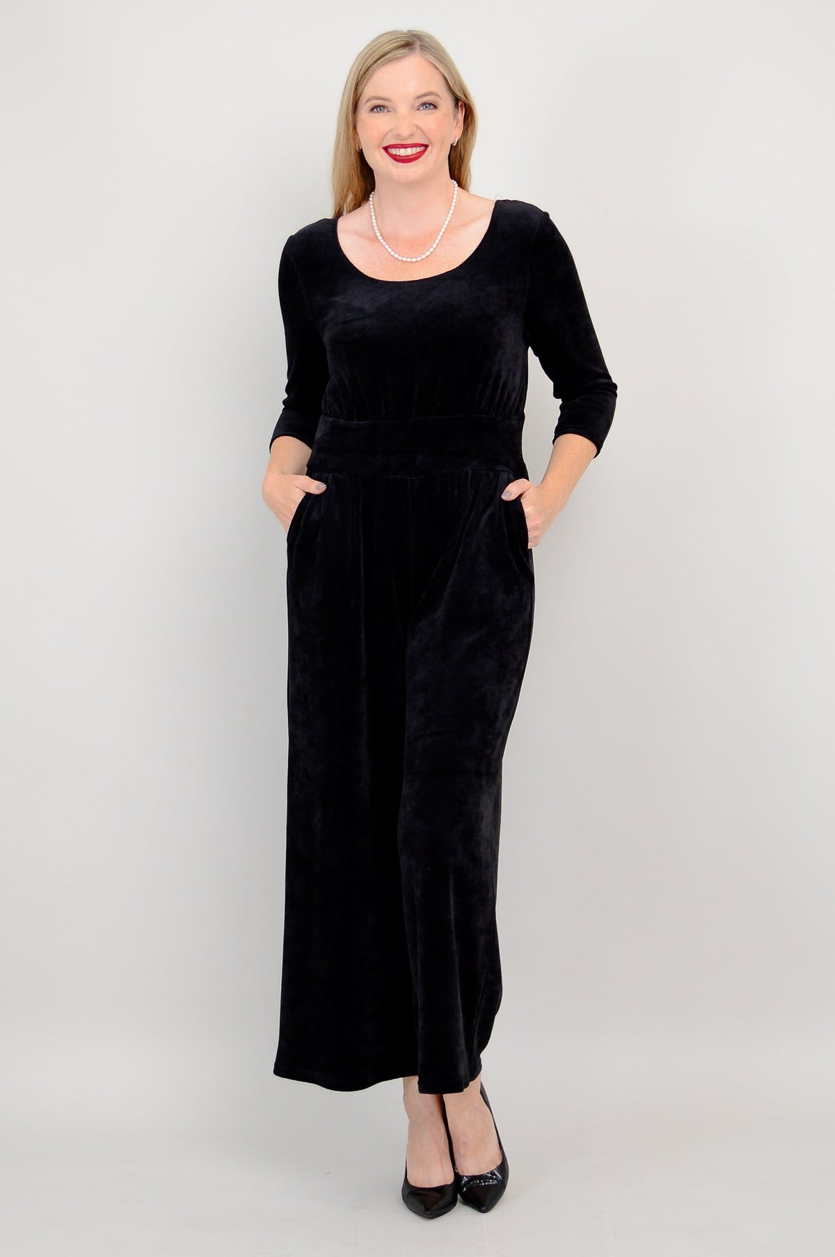 Jolin Velvet Jumpsuit, Black