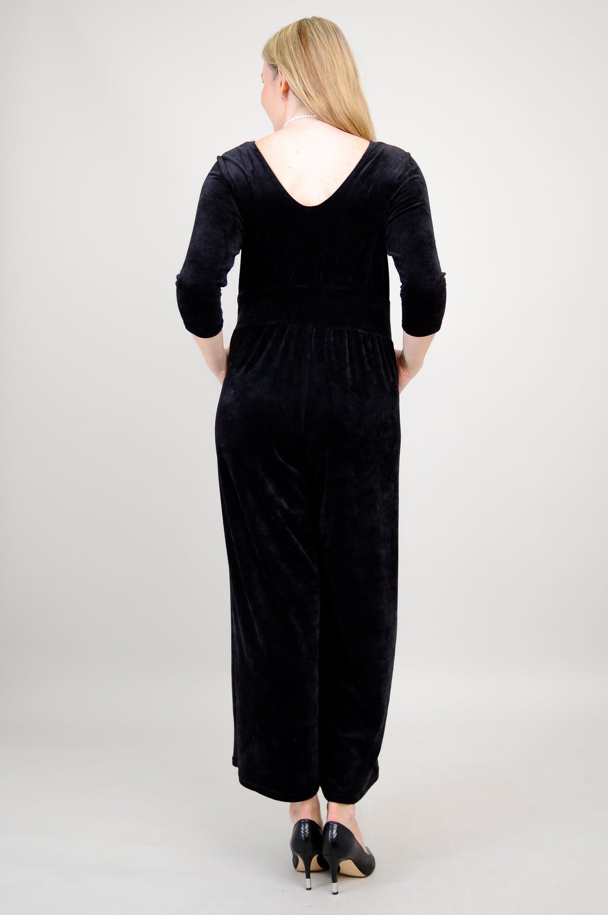 Jolin Velvet Jumpsuit, Black