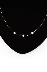 Short Necklaces - Three Pearls