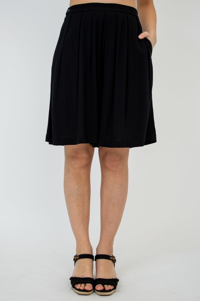 Betty Shorts, Black, Linen Bamboo