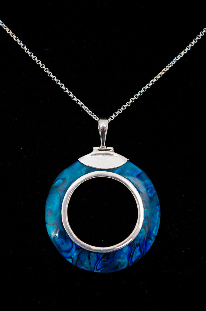 Blue Pava Pendent Necklace - 768