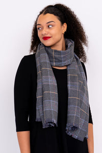 Cozy Scarf, Dark Grey Tartan
