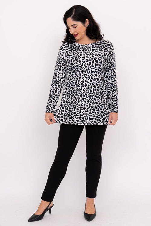 Margie Top, BW Leopard, Bamboo