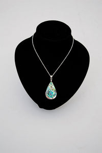 Pava Mop Pendant Necklace - 795