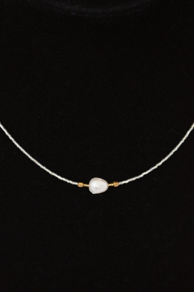 Short Necklaces - One Pearl