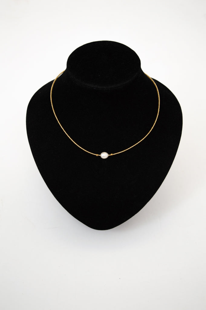 Short Necklaces - One Pearl
