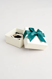 White Pearl Necklace with White Gift Box